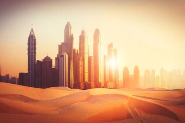The climate of Dubai? Sunny paradise or hotter than Hades