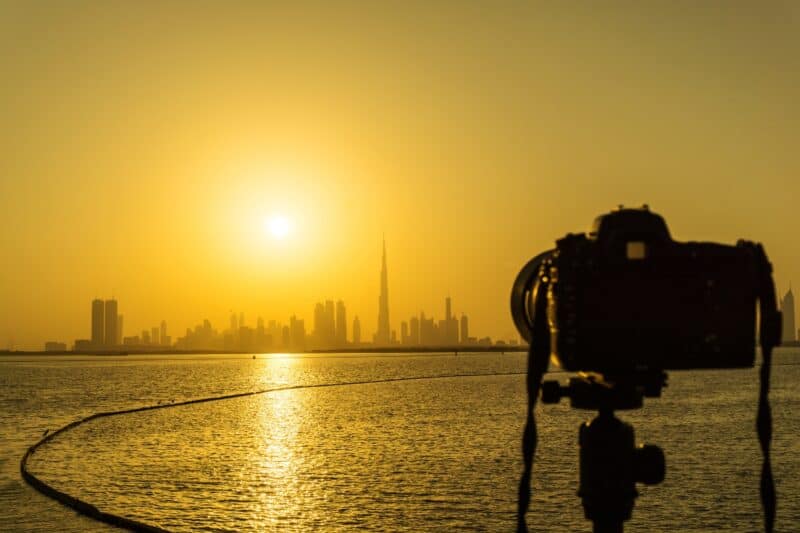 photography in dubai, don't take photos of people without permission in dubai