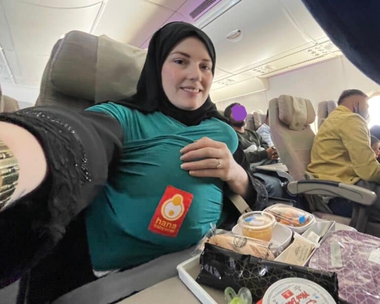 Danniinthedesert from Dannibindubai.com flying with her baby on an Emirates flight from Dubai